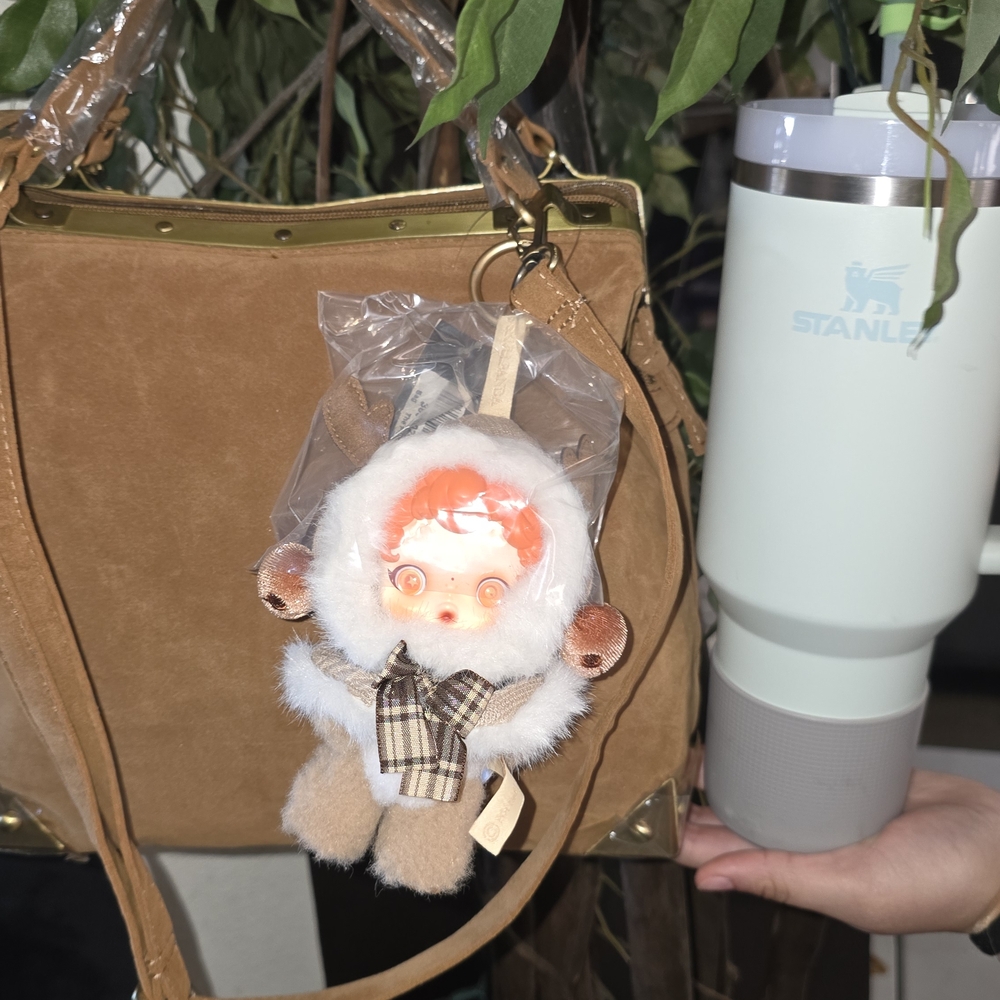 🆕️JustFab Purse & Pop Mart SKULLPANDA - Picture 8 of 9